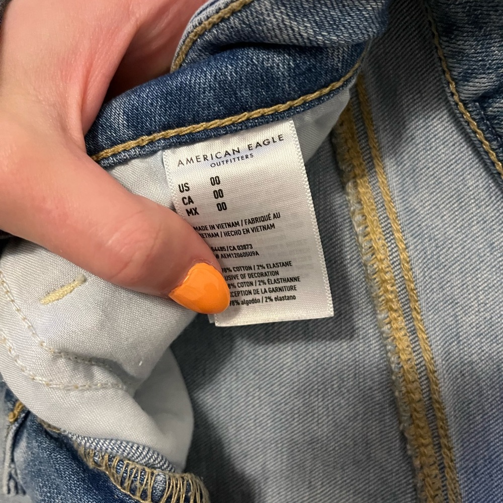 AE shorts - Picture 2 of 2